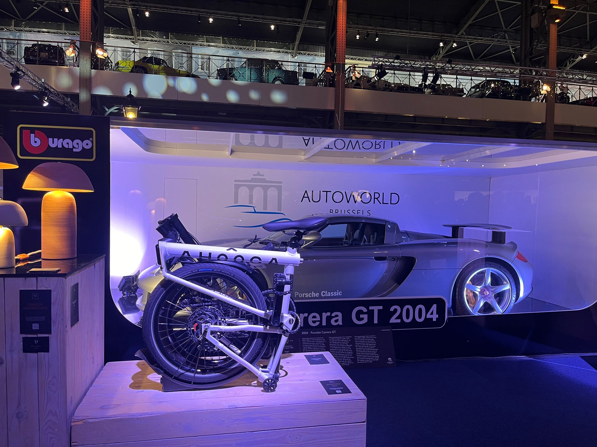 Ahooga at Autoworld célébration de l'artisanat et de l'innovation lo